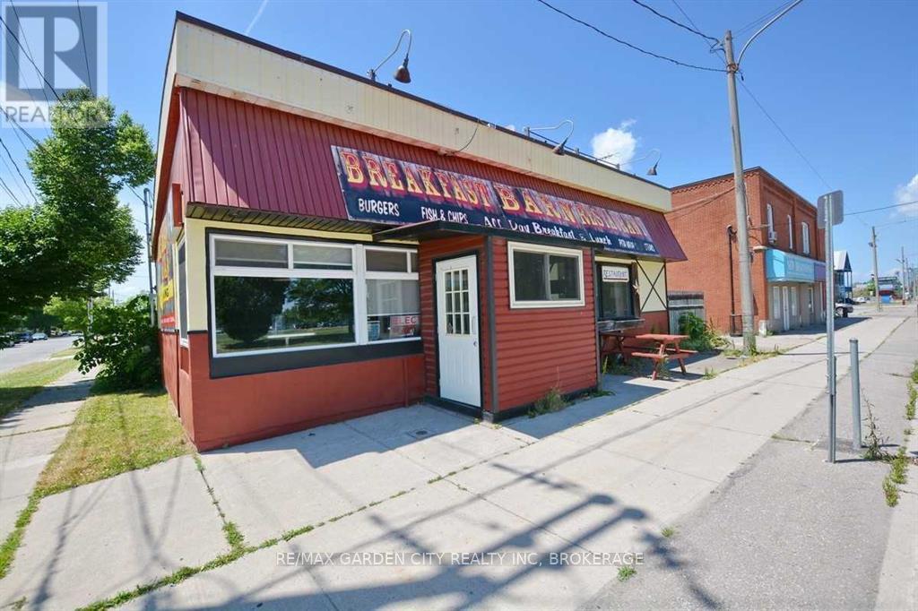 529 KING STREET, Welland, Ontario