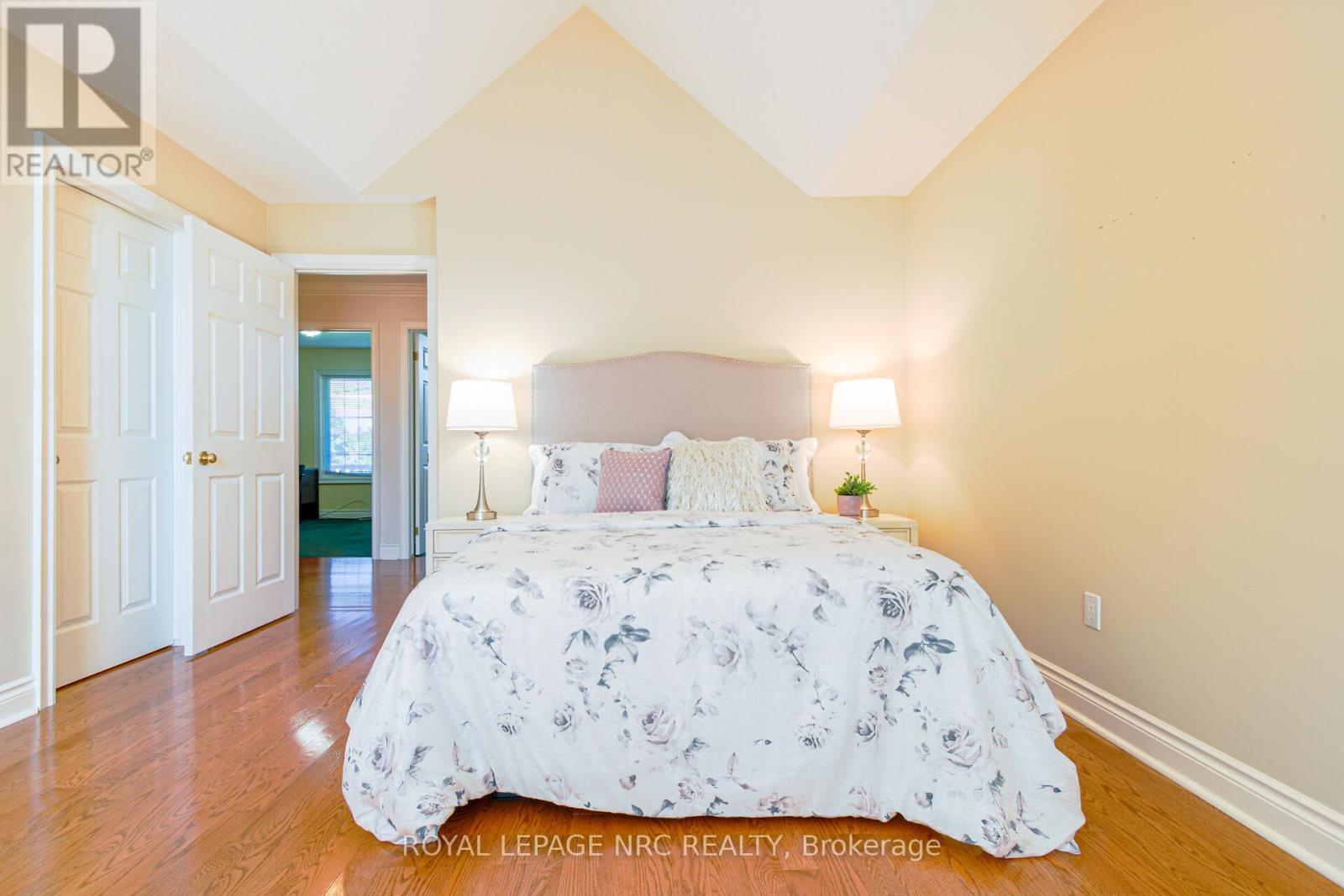 2a Juliana Crescent, St. Catharines, Ontario  L2N 4B4 - Photo 22 - X12378811