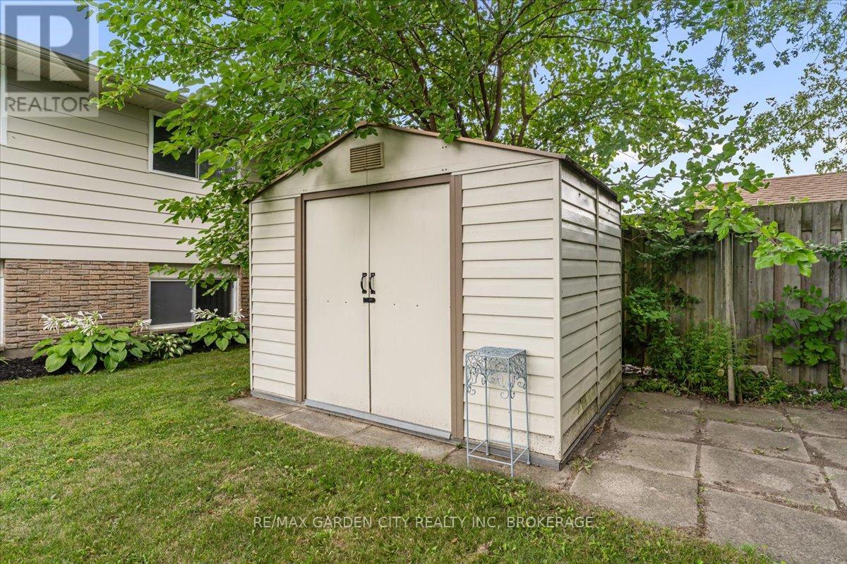 68 Barrington Drive, Welland, Ontario  L3C 5Z9 - Photo 35 - X12379152