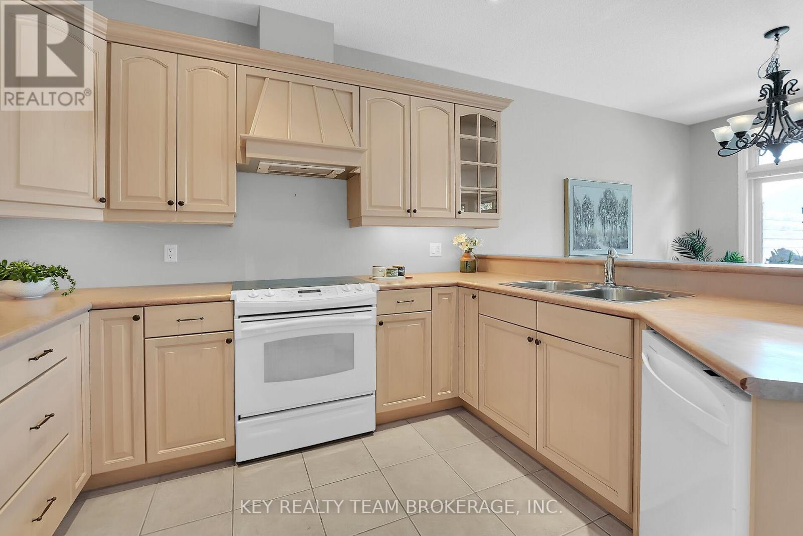 3 - 27 Scullers Way, St. Catharines, Ontario  L2N 7S9 - Photo 11 - X12380086