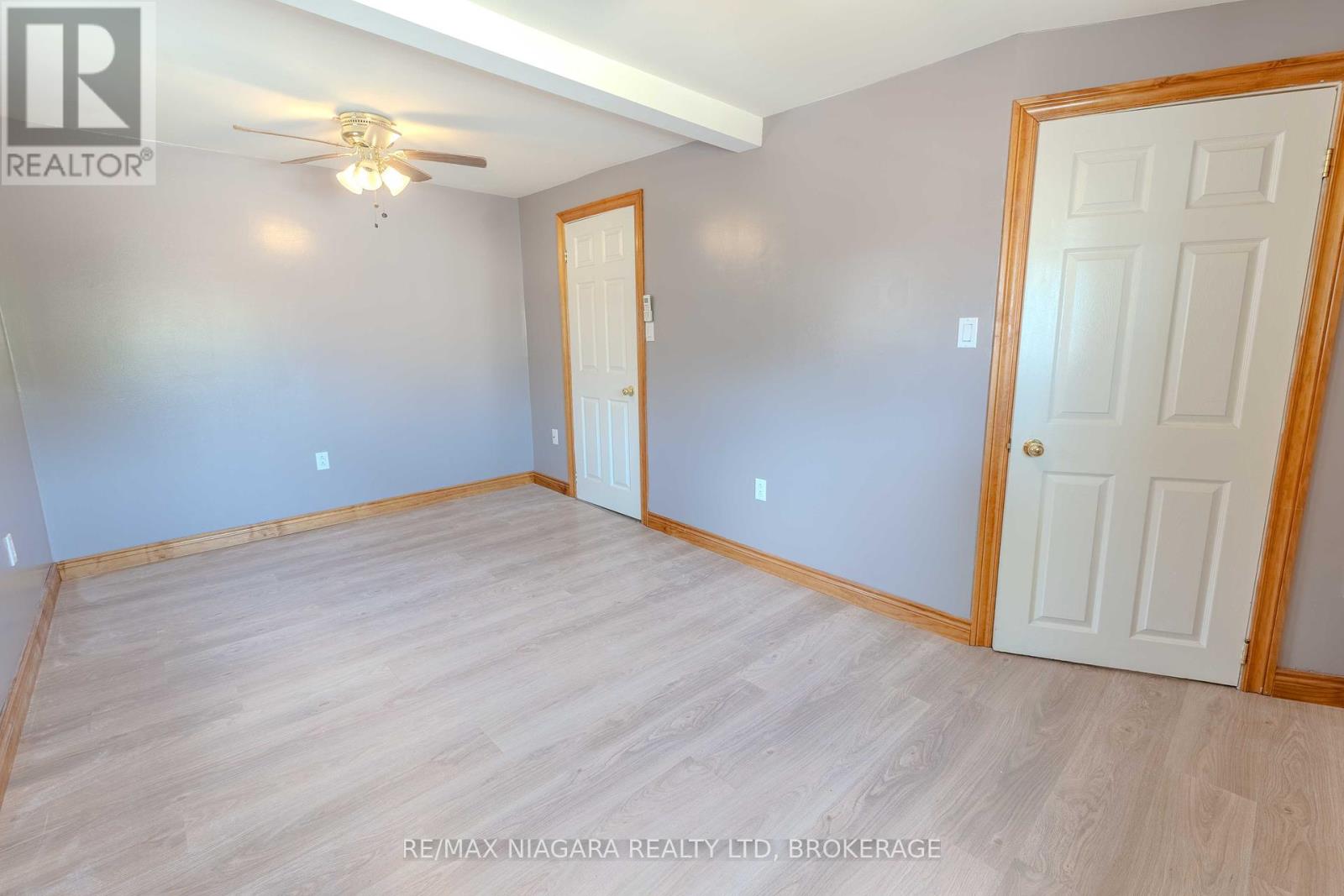 8 Garner Avenue, Welland, Ontario  L3B 2X6 - Photo 19 - X12380158