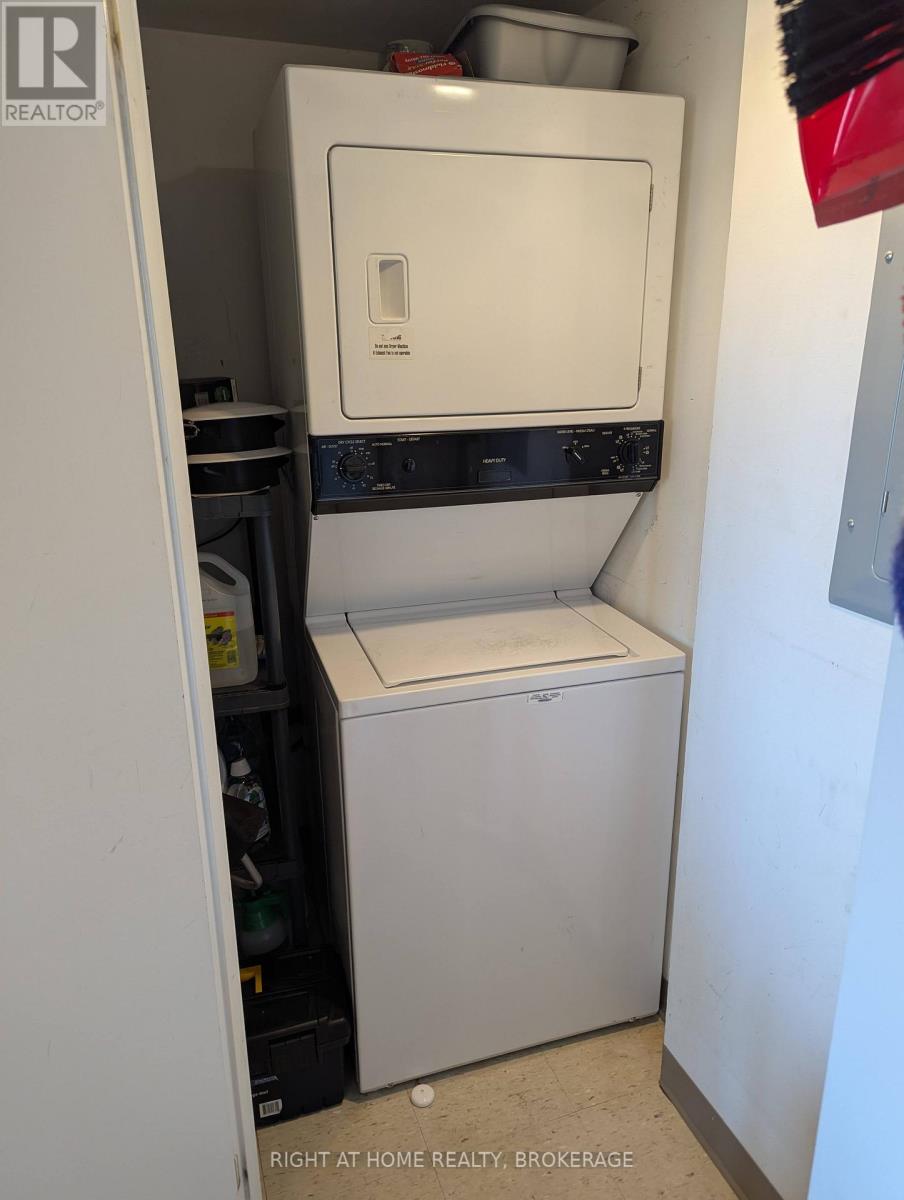 608 - 550 Queens Quay W Quay W, Toronto, Ontario  M5V 3M8 - Photo 21 - C12381984