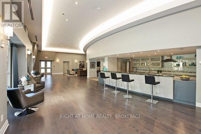 608 - 550 Queens Quay W Quay W, Toronto, Ontario  M5V 3M8 - Photo 29 - C12381984