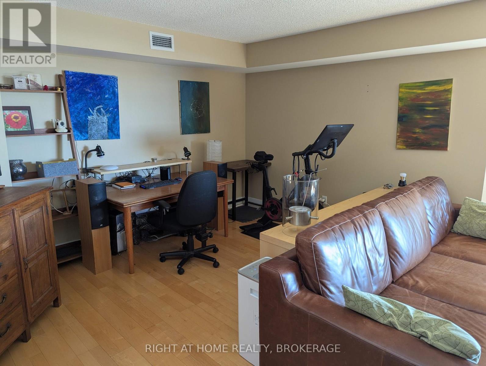 608 - 550 Queens Quay W Quay W, Toronto, Ontario  M5V 3M8 - Photo 9 - C12381984