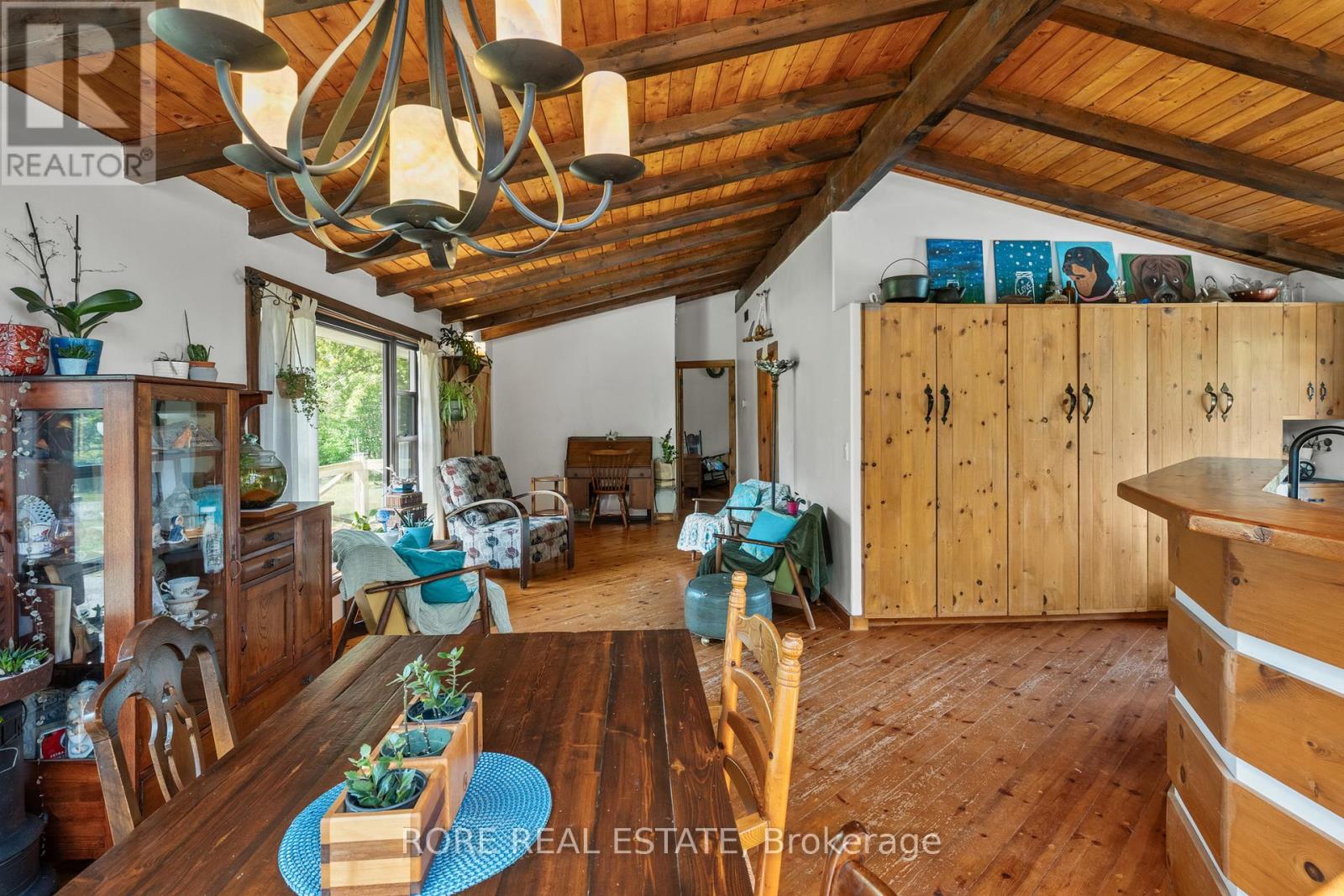 2858 Beach Avenue, Fort Erie, Ontario  L0S 1N0 - Photo 16 - X12383913