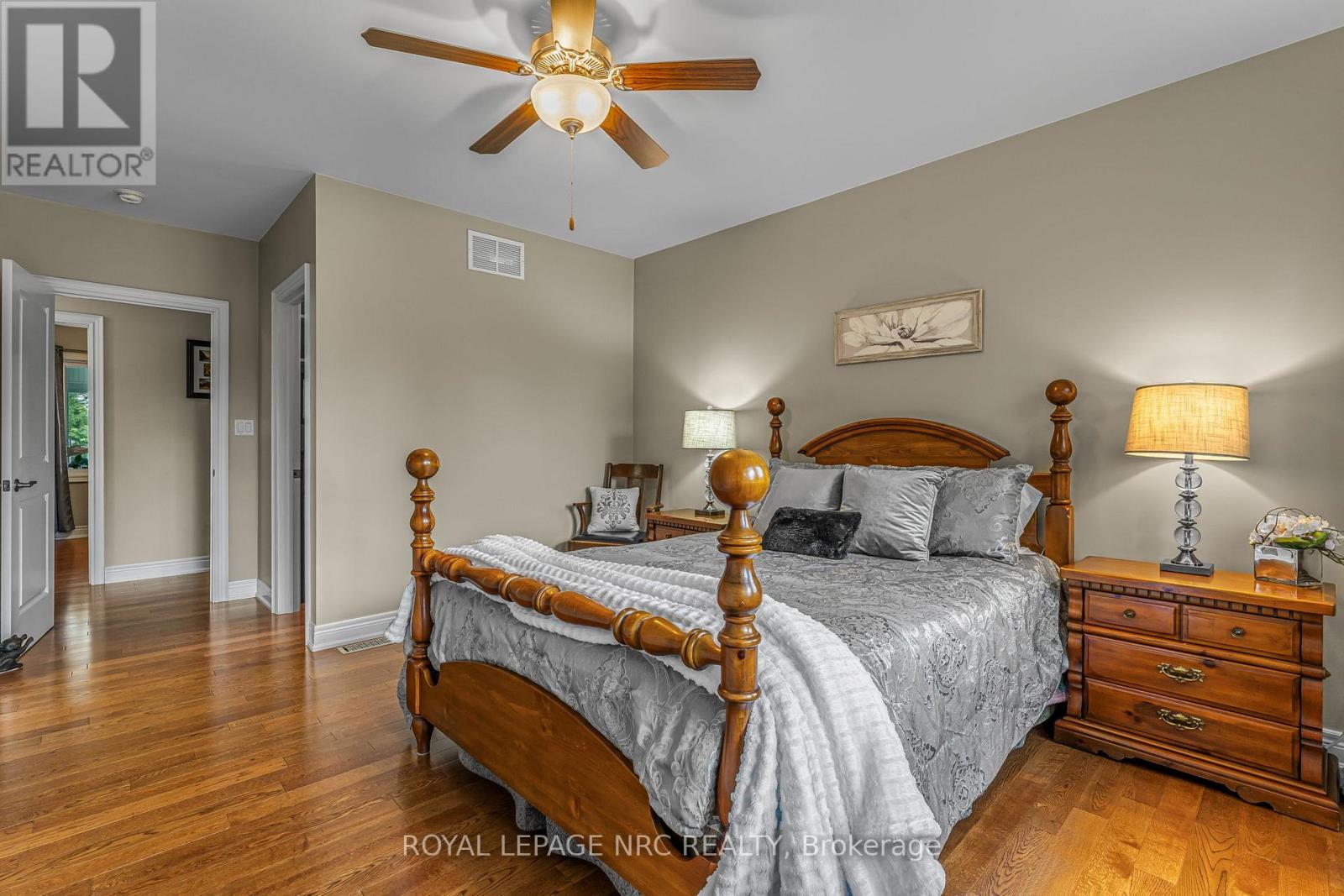 880 Edgemere Road, Fort Erie, Ontario  L2A 1A8 - Photo 21 - X12384029