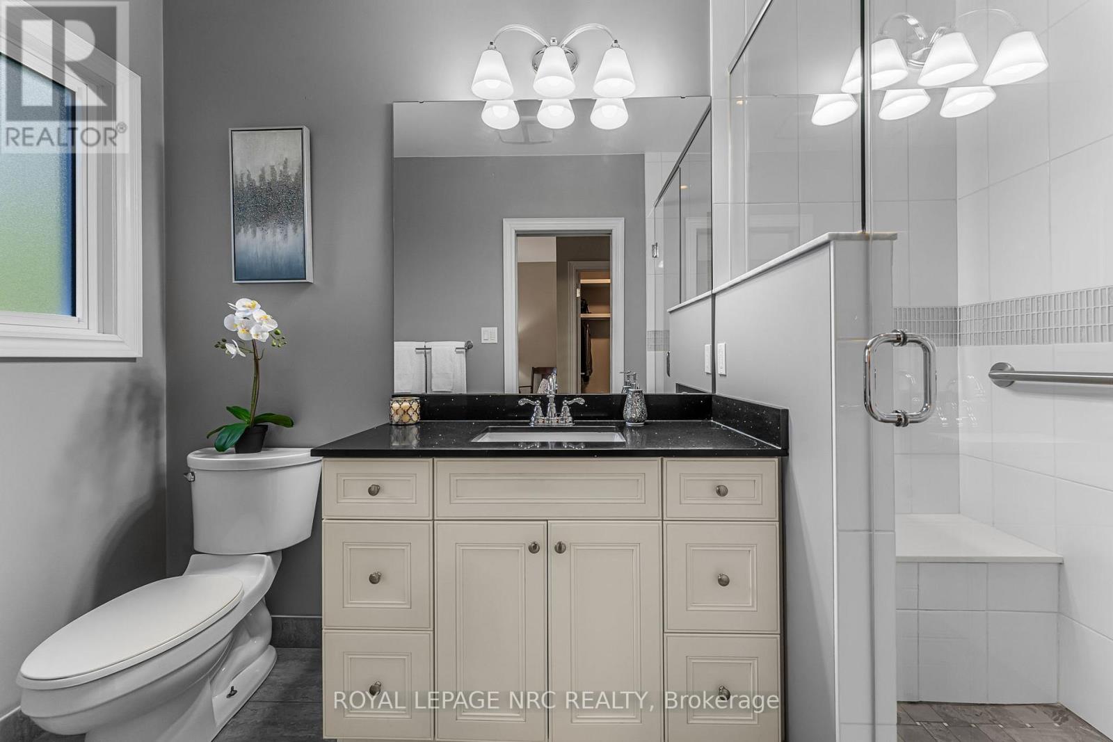 880 Edgemere Road, Fort Erie, Ontario  L2A 1A8 - Photo 22 - X12384029