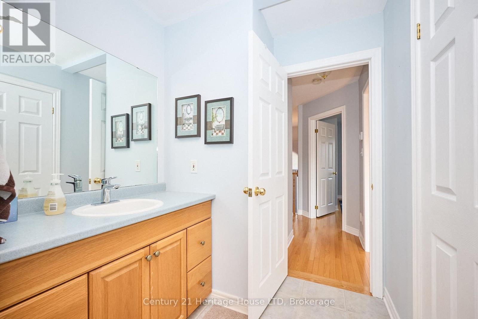 358 Antoinette Road, Fort Erie, Ontario  L2A 6S5 - Photo 19 - X12385426