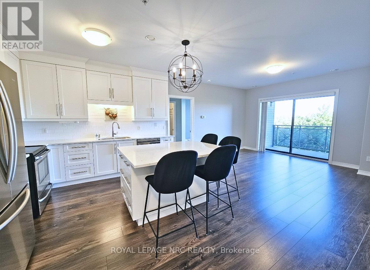 404 - 379 Scott Street, St. Catharines, Ontario  L2M 0B7 - Photo 18 - X12387394