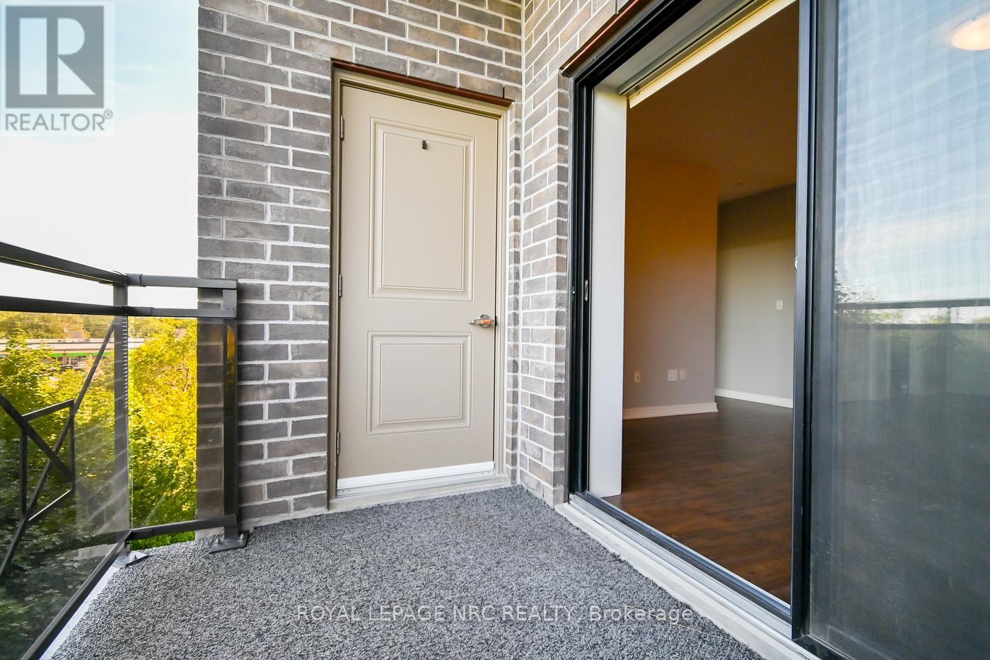 404 - 379 Scott Street, St. Catharines, Ontario  L2M 0B7 - Photo 22 - X12387394