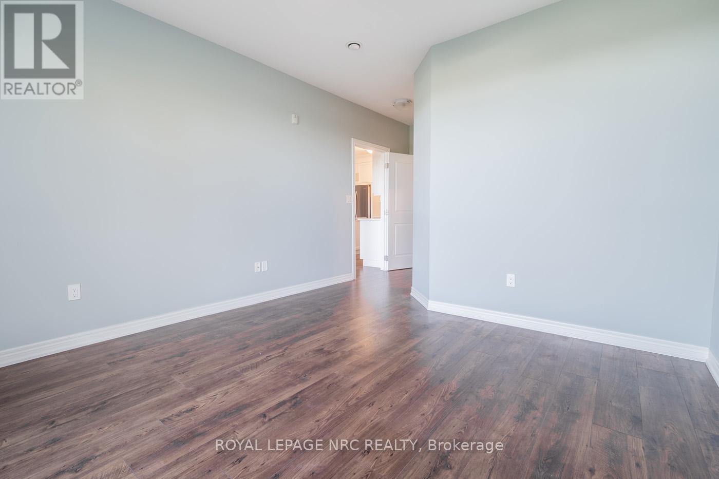 404 - 379 Scott Street, St. Catharines, Ontario  L2M 0B7 - Photo 26 - X12387394