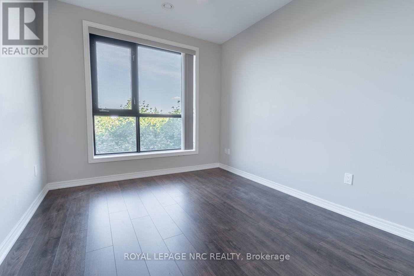 404 - 379 Scott Street, St. Catharines, Ontario  L2M 0B7 - Photo 31 - X12387394