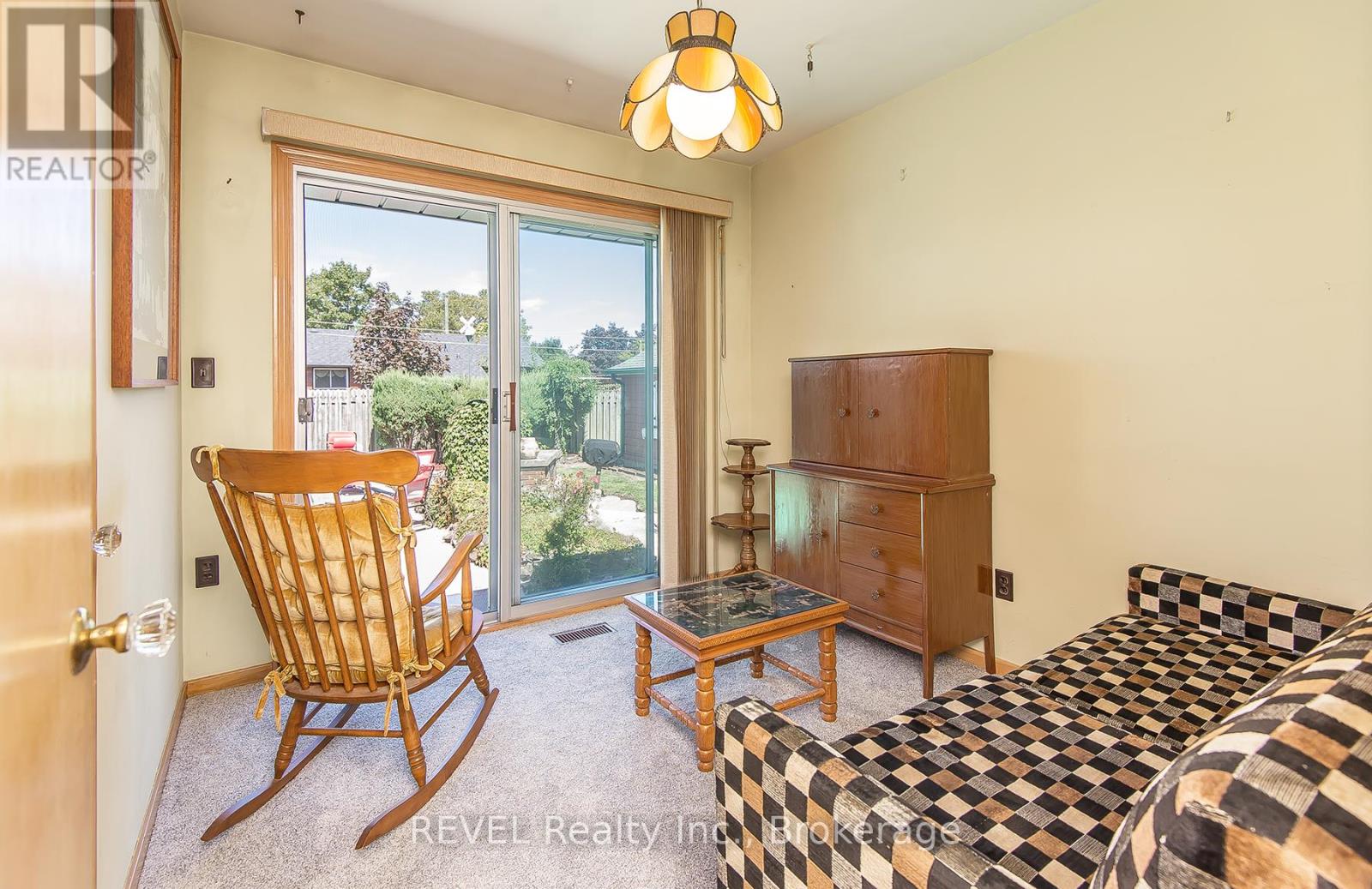 9 Hawthorne Avenue, St. Catharines, Ontario  L2M 6A8 - Photo 15 - X12387933