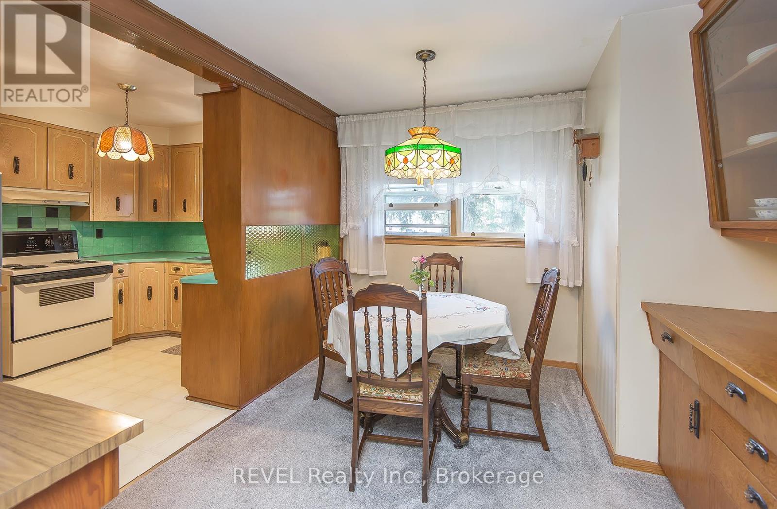 9 Hawthorne Avenue, St. Catharines, Ontario  L2M 6A8 - Photo 7 - X12387933