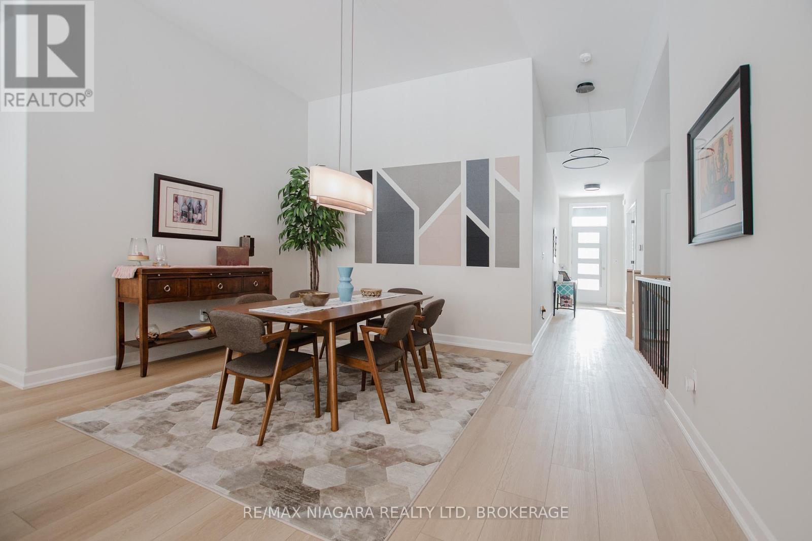 3376 Whispering Woods Trail, Fort Erie, Ontario  L0S 1N0 - Photo 15 - X12389877