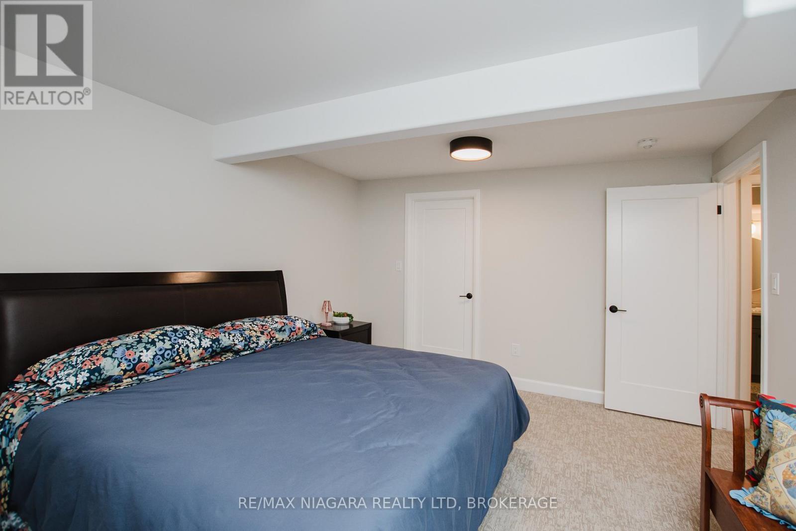 3376 Whispering Woods Trail, Fort Erie, Ontario  L0S 1N0 - Photo 24 - X12389877