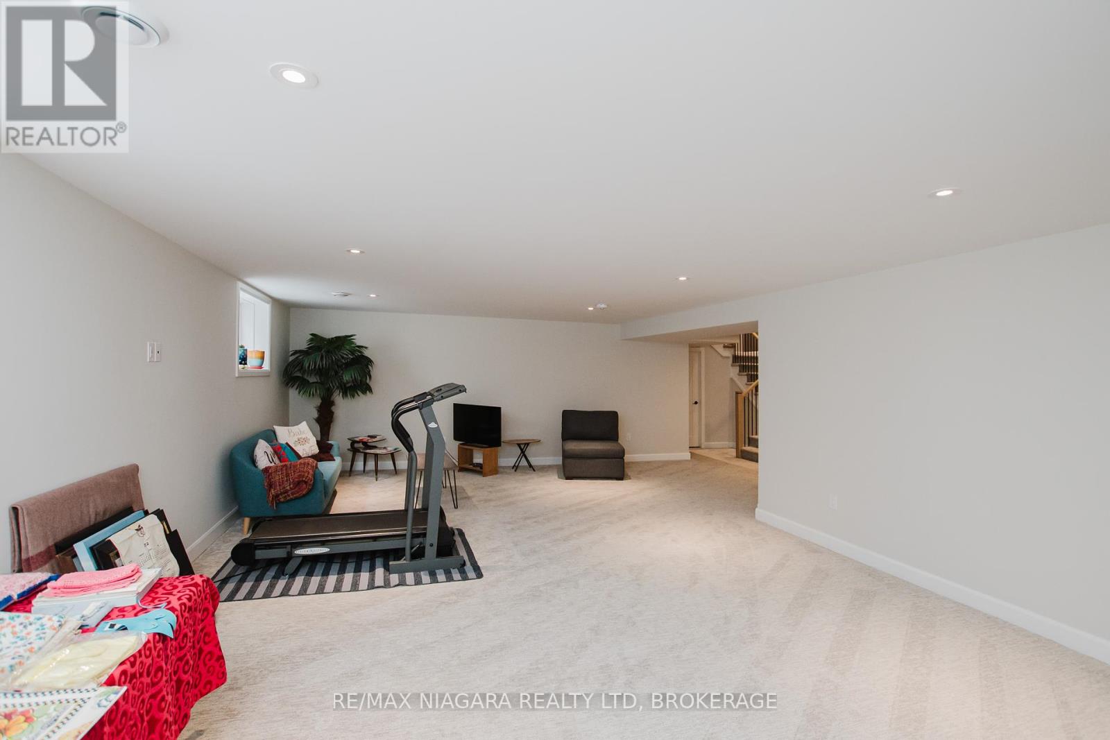 3376 Whispering Woods Trail, Fort Erie, Ontario  L0S 1N0 - Photo 26 - X12389877