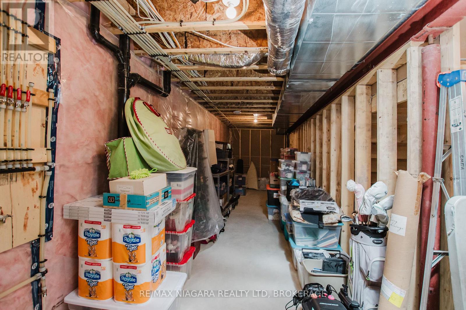 3376 Whispering Woods Trail, Fort Erie, Ontario  L0S 1N0 - Photo 37 - X12389877