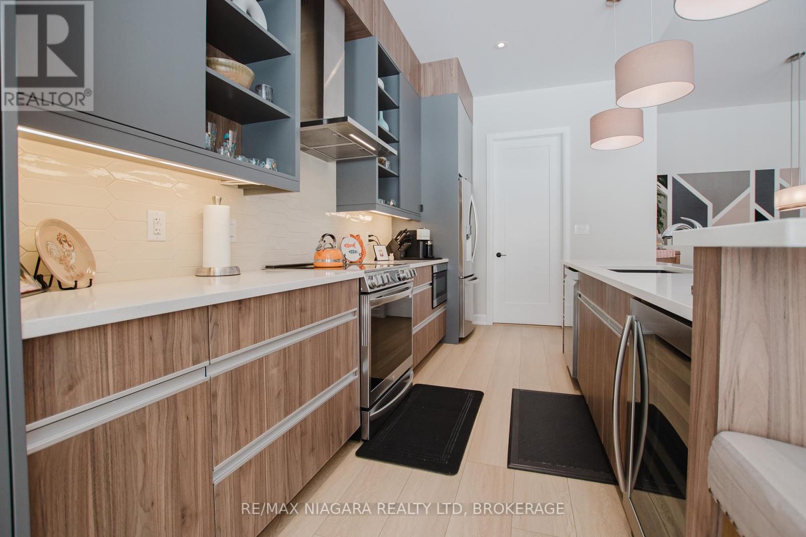 3376 Whispering Woods Trail, Fort Erie, Ontario  L0S 1N0 - Photo 44 - X12389877