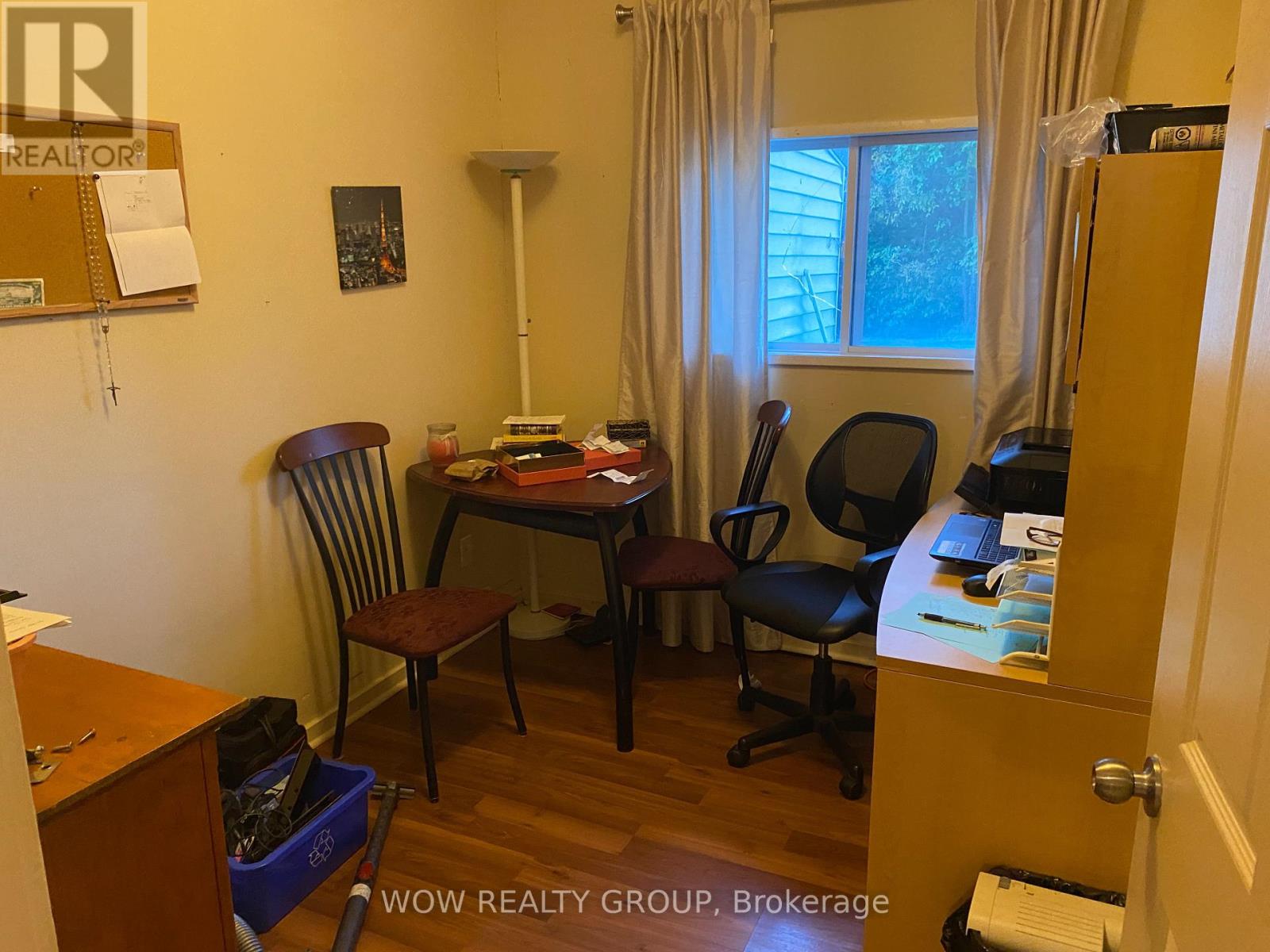 215 Broadway Avenue, Welland, Ontario  L3C 5L7 - Photo 15 - X12390268