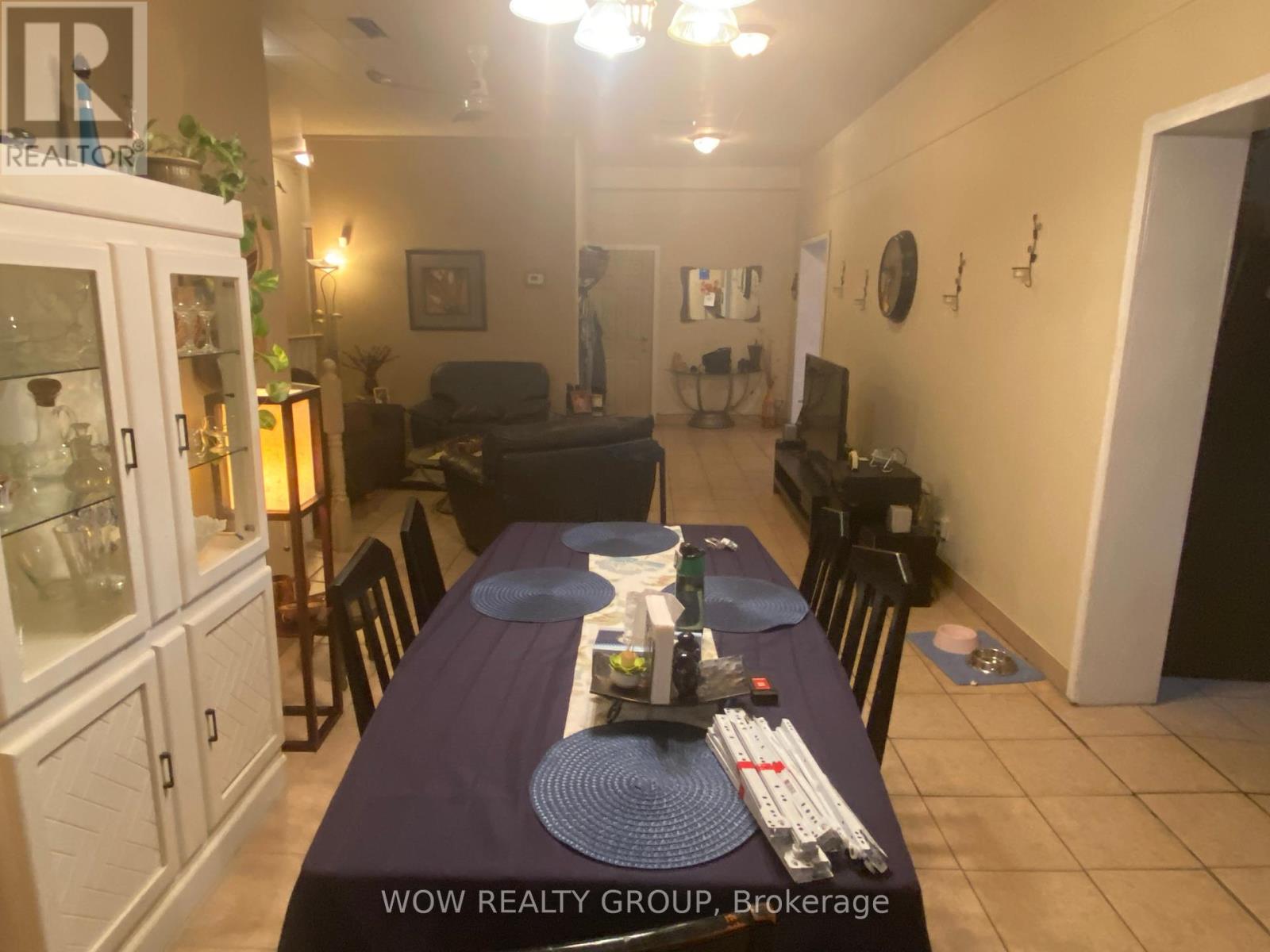 215 Broadway Avenue, Welland, Ontario  L3C 5L7 - Photo 6 - X12390268