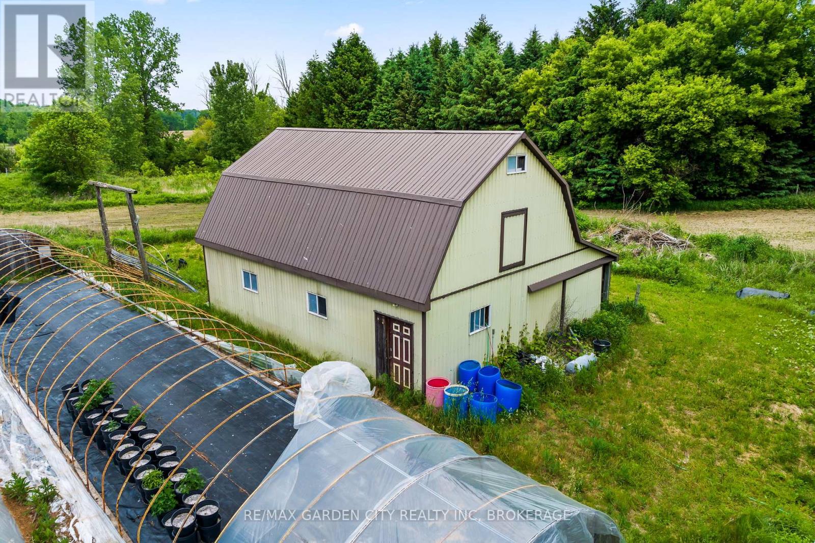 Greenhouse - 53825 Zion Road, Wainfleet, Ontario  L0S 1V0 - Photo 5 - X12391483