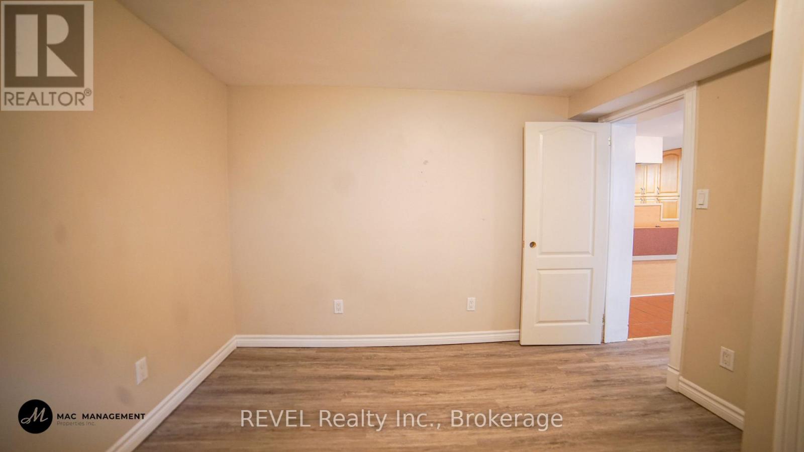 Lower - 31 Philip Street, St. Catharines, Ontario  L2P 2M7 - Photo 16 - X12391681