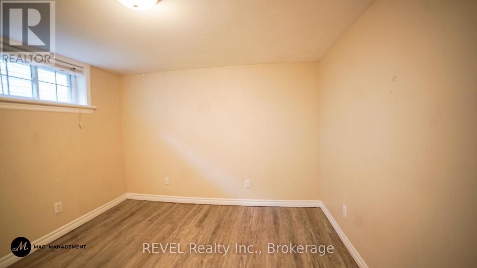 Lower - 31 Philip Street, St. Catharines, Ontario  L2P 2M7 - Photo 18 - X12391681