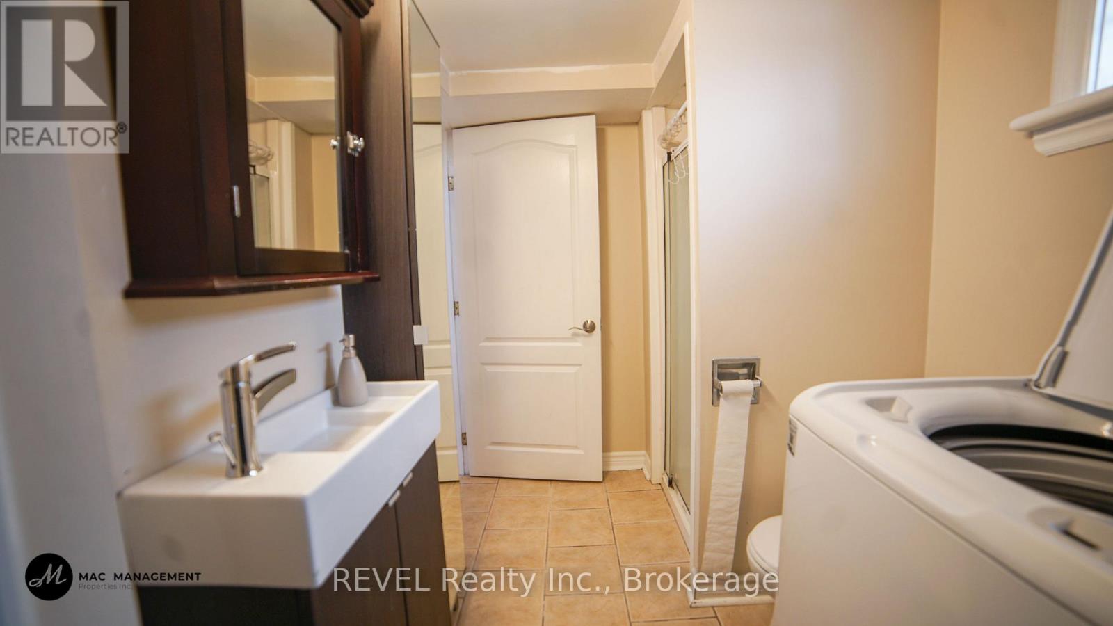 Lower - 31 Philip Street, St. Catharines, Ontario  L2P 2M7 - Photo 20 - X12391681