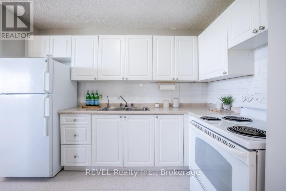 1104 - 215 Glenridge Avenue, St. Catharines, Ontario  L2T 3J7 - Photo 15 - X12391796