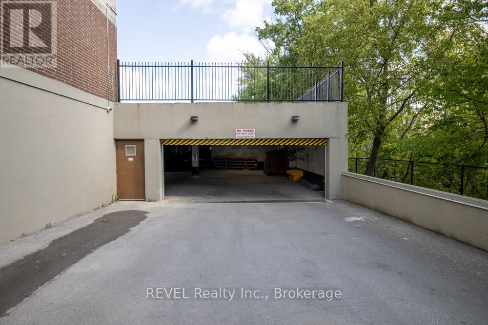 1104 - 215 Glenridge Avenue, St. Catharines, Ontario  L2T 3J7 - Photo 30 - X12391796