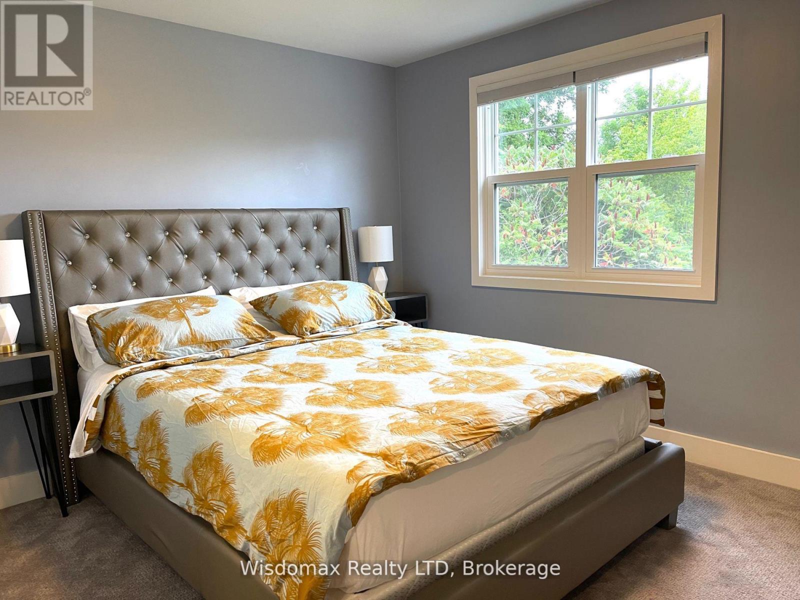 341 Lakeshore Road, Niagara-On-The-Lake, Ontario  L0S 1J0 - Photo 18 - X12391999