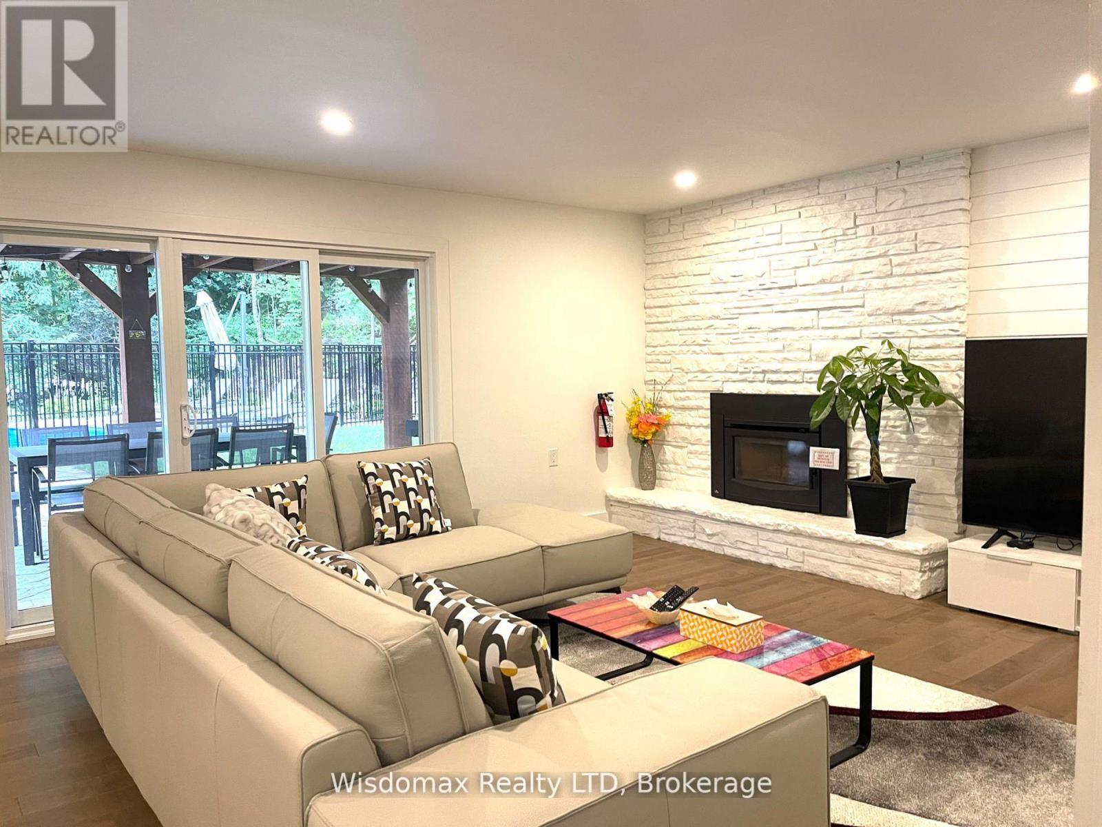 341 Lakeshore Road, Niagara-On-The-Lake, Ontario  L0S 1J0 - Photo 24 - X12391999