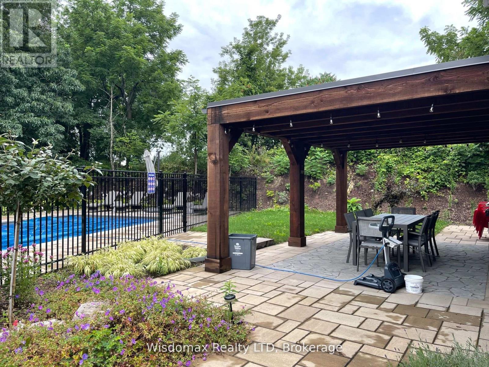 341 Lakeshore Road, Niagara-On-The-Lake, Ontario  L0S 1J0 - Photo 28 - X12391999