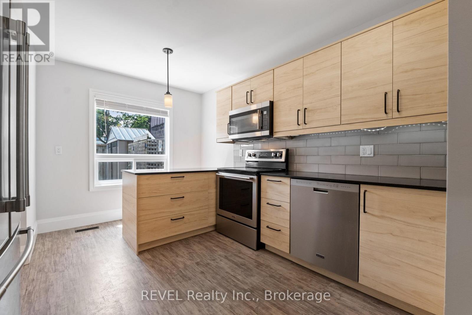 109 - 45 Marksam Road, Guelph, Ontario  N1H 6Y9 - Photo 5 - X12392569