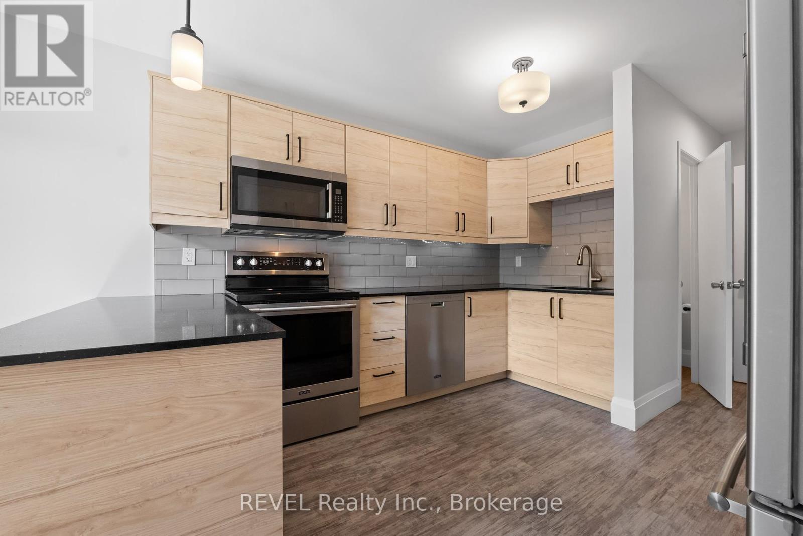 109 - 45 Marksam Road, Guelph, Ontario  N1H 6Y9 - Photo 7 - X12392569