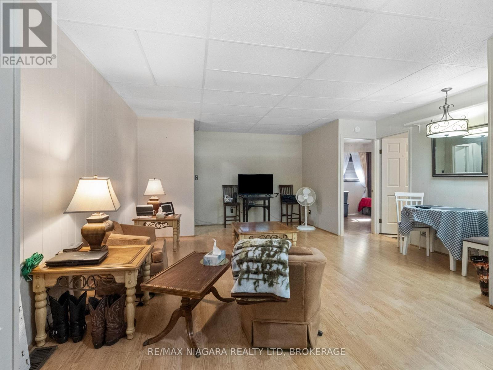 61 Queen Street, Fort Erie, Ontario  L2A 1T7 - Photo 22 - X12393901