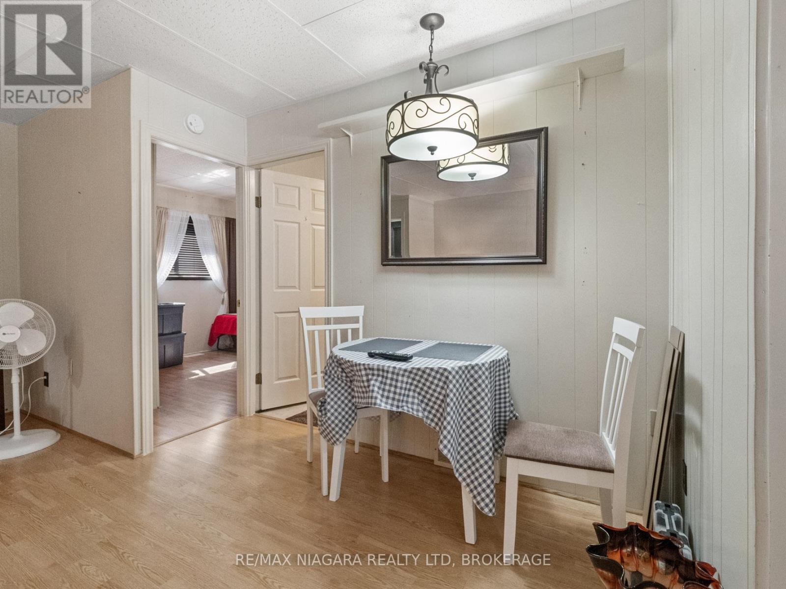 61 Queen Street, Fort Erie, Ontario  L2A 1T7 - Photo 23 - X12393901