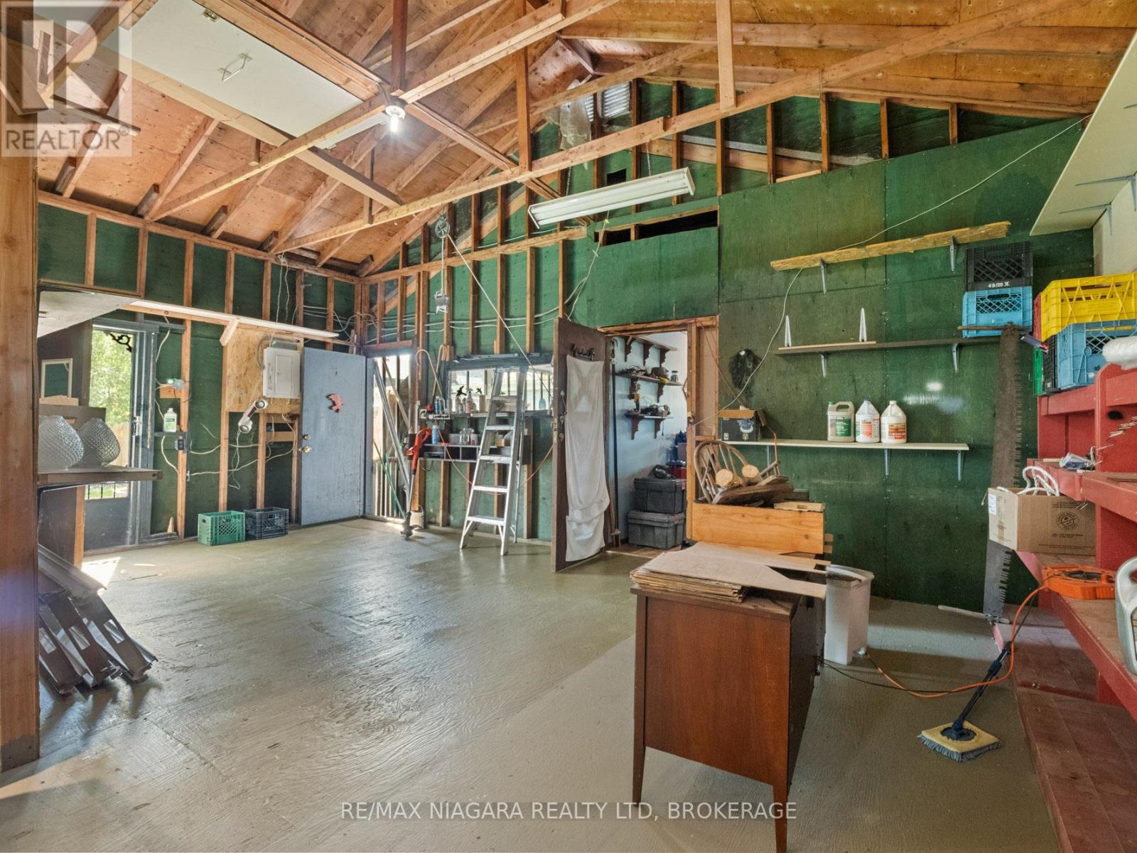 61 Queen Street, Fort Erie, Ontario  L2A 1T7 - Photo 32 - X12393901