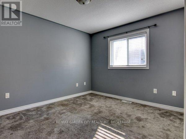 180 Drapers Street, Welland, Ontario  L3C 7N2 - Photo 17 - X12394228