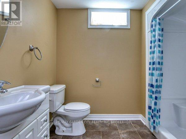 180 Drapers Street, Welland, Ontario  L3C 7N2 - Photo 25 - X12394228