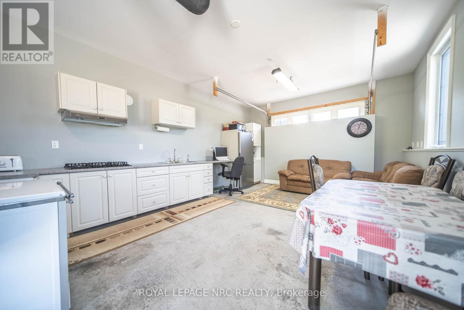 2876 Highway 3 E, Port Colborne, Ontario  L3K 5V3 - Photo 18 - X12394642