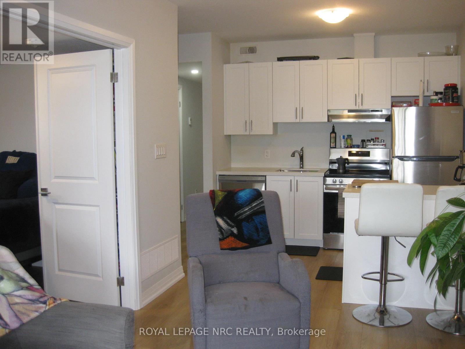 74 - 6705 Cropp Street, Niagara Falls, Ontario  L2E 0C1 - Photo 10 - X12395616