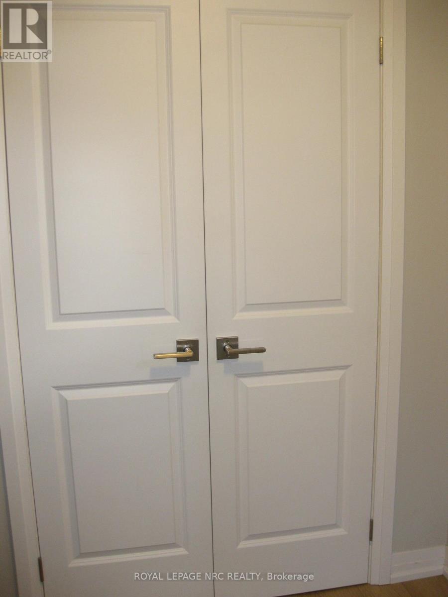 74 - 6705 Cropp Street, Niagara Falls, Ontario  L2E 0C1 - Photo 3 - X12395616