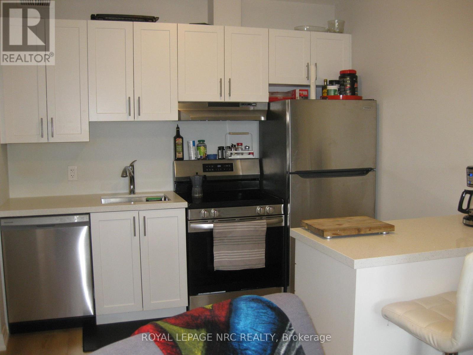 74 - 6705 Cropp Street, Niagara Falls, Ontario  L2E 0C1 - Photo 8 - X12395616