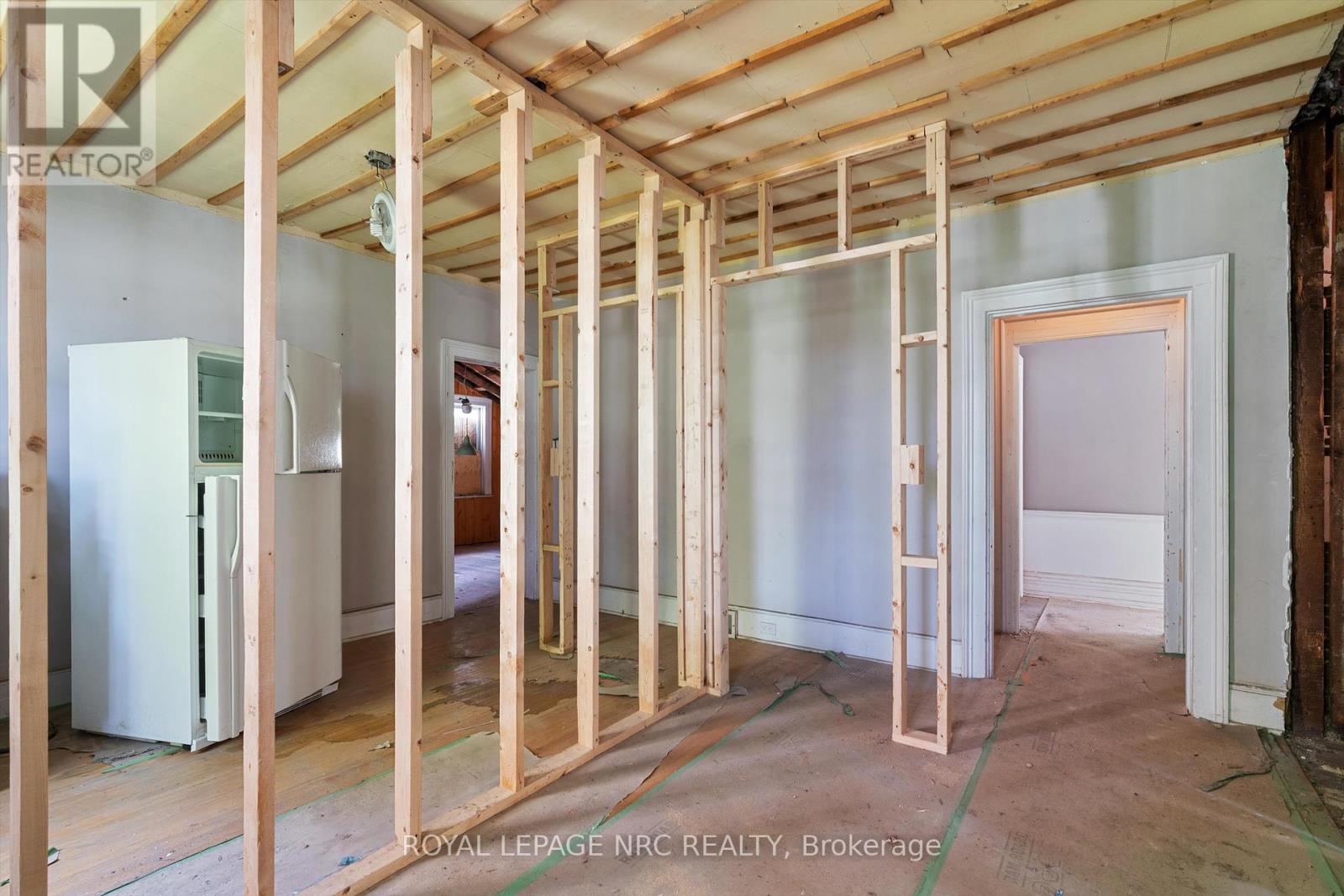 228 King Street, St. Catharines, Ontario  L2R 3J9 - Photo 26 - X12395906