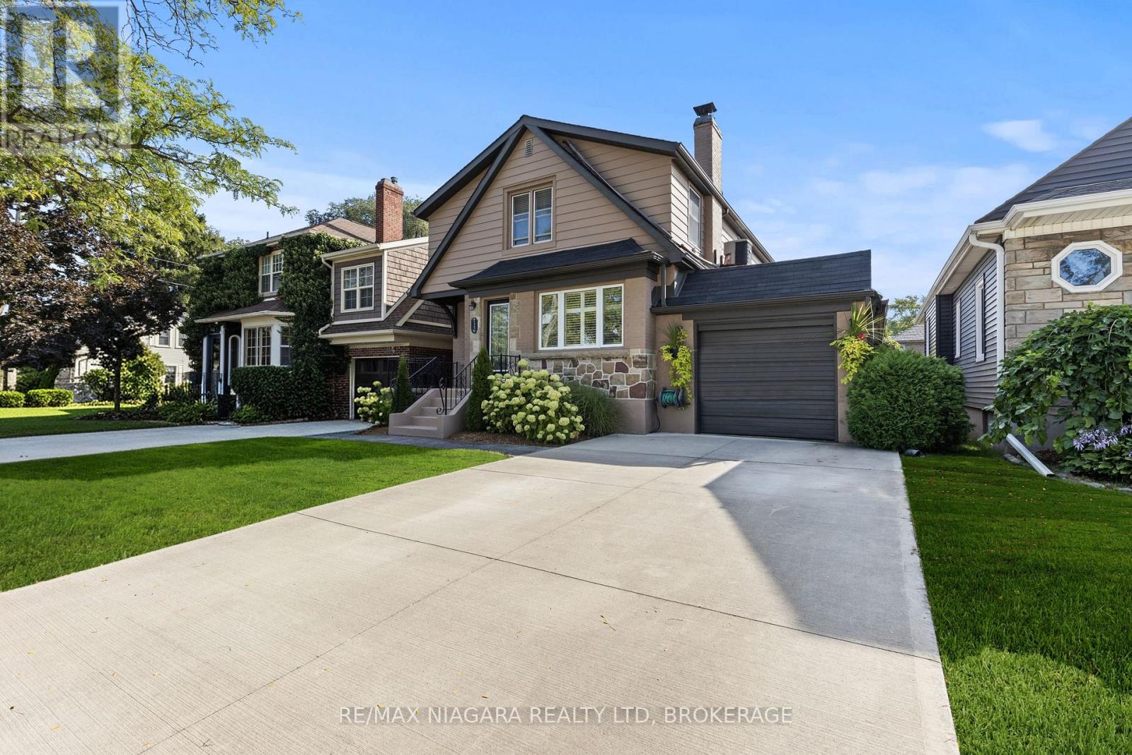 123 South Drive, St. Catharines, Ontario  L2R 4W1 - Photo 2 - X12396585