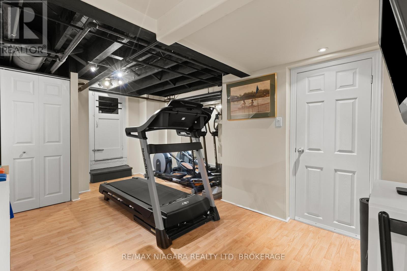 123 South Drive, St. Catharines, Ontario  L2R 4W1 - Photo 35 - X12396585