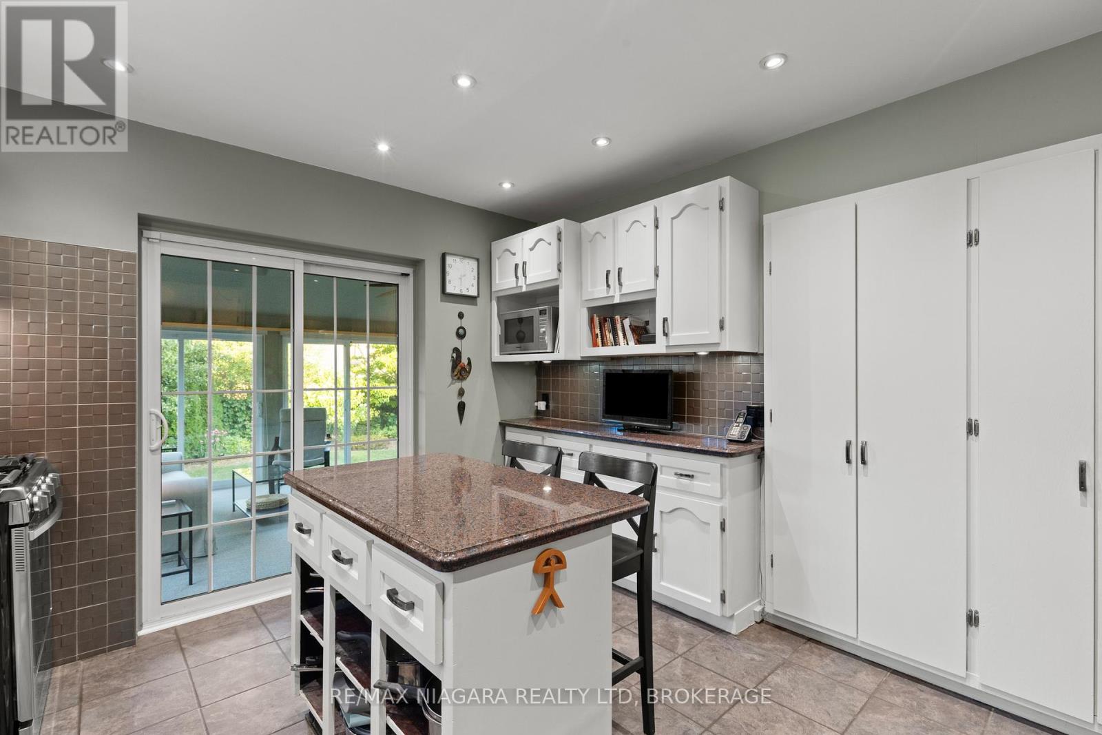 123 South Drive, St. Catharines, Ontario  L2R 4W1 - Photo 37 - X12396585