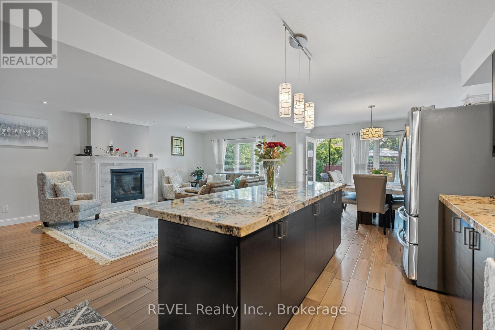 6558 Montrose Road, Niagara Falls, Ontario  L2H 1M4 - Photo 11 - X12396909